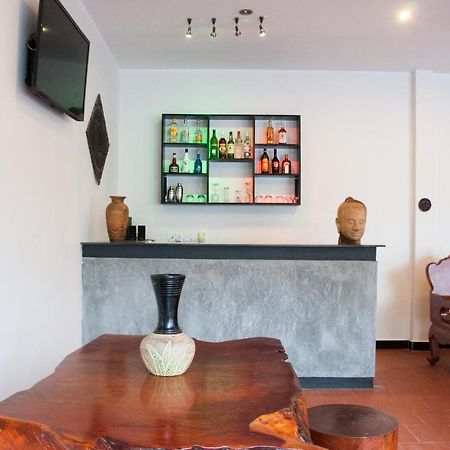 Private Boutique Home With Pool, The Fin Inn Siem Reap Exterior foto